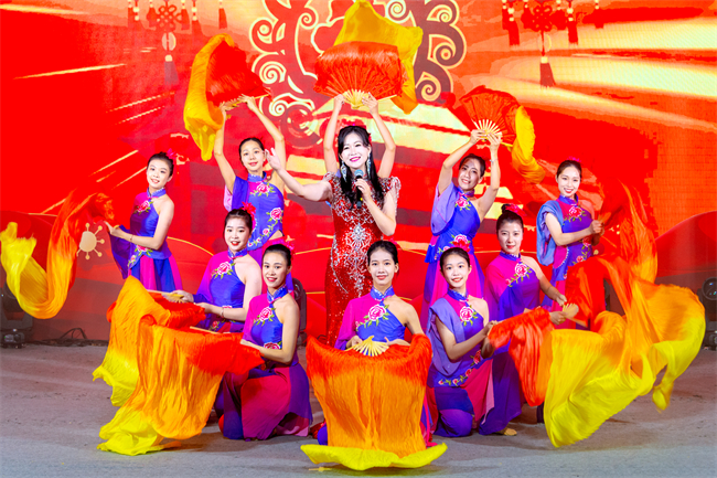 4《幸福欢歌》.jpg