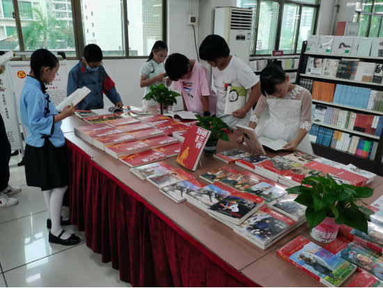 我市开展“书香古韵中华魅力”亲子阅读分享会159.png
