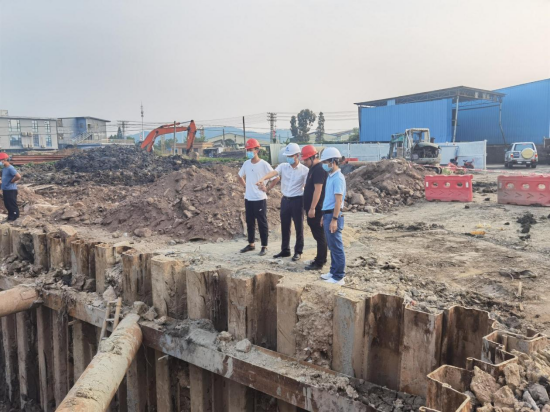 市水利局局长郑卓世督导检查台山市公益圩污水厂建设工作90.png