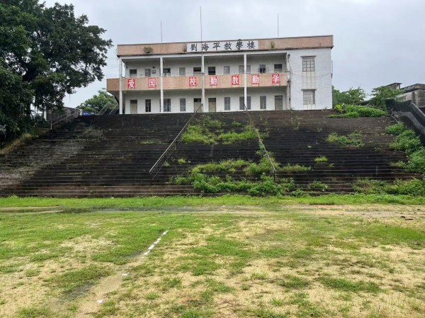 体育公园前.jpg